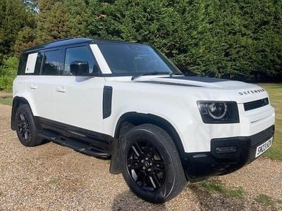 Used Land Rover Defender SE Dynamic 2023 White SUV