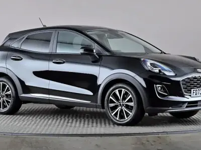 Usado Ford Puma Titanium 155 CV (114 kW) 2023 Negro SUV