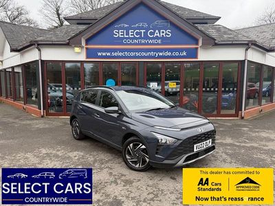 Usado Hyundai Bayon SE 100 CV (73 kW) 2022 Gris SUV