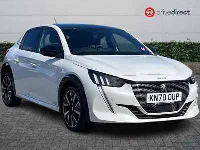 Używany Peugeot 208 GT-line 100 KM (73 kW) 2020 Biały Hatchback
