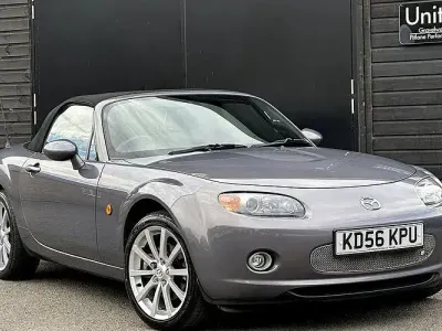 Used Mazda MX5 Inclusive 160 HP (117 kW) 2006 Grey Cabriolet