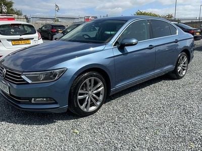 Blue Used 2015 VW Passat Business Sedan | £8,995 (Fair price)