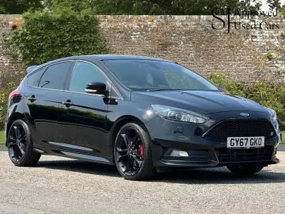 Used Ford Focus ST 185 HP (136 kW) 2017 Black Hatchback