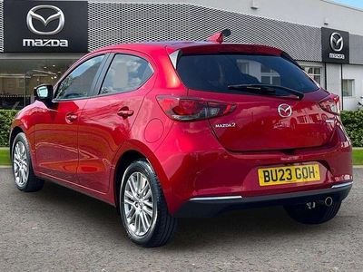 Używany Mazda 2 Inclusive 90 KM (66 kW) 2023 Czerwony Hatchback