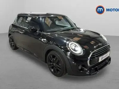 Usado Mini Cooper Hatch 136 HP (100 kW) 2021 Preto Citadino