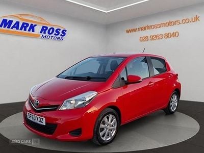 Used Toyota Yaris 69 HP (50 kW) 2013 Red Hatchback