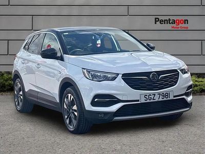 Used Vauxhall Grandland X SRi 128 HP (94 kW) 2020 White SUV