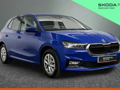Usado Skoda Fabia Comfort 79 CV (58 kW) 2022 Azul Utilitario