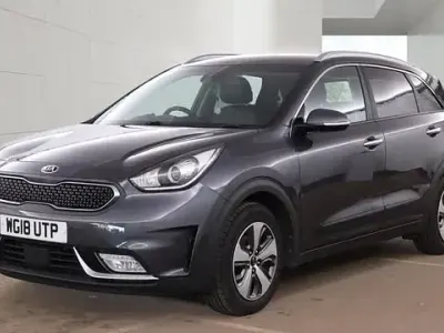 Używany Kia Niro 141 KM (103 kW) 2018 Szary SUV