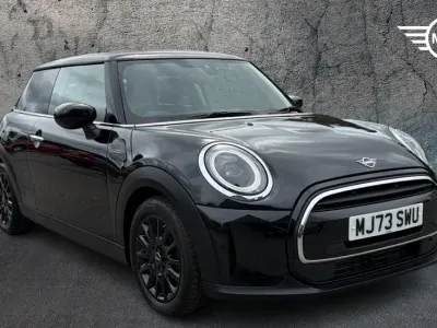 Used Mini Cooper Classic 134 HP (98 kW) 2023 Black Hatchback