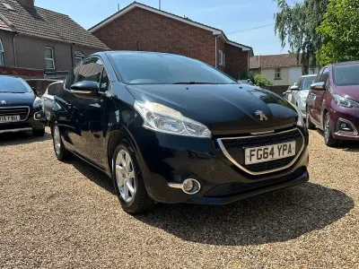 Used Peugeot 208 Active 82 HP (60 kW) 2014 Black Hatchback