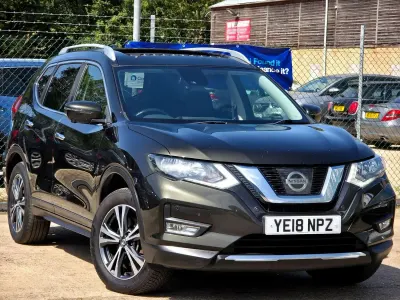 Used Nissan X-Trail N-Connecta 130 HP (95 kW) 2018 Green SUV