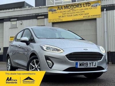 Used Ford Fiesta Zetec 100 HP (73 kW) 2019 Silver Hatchback