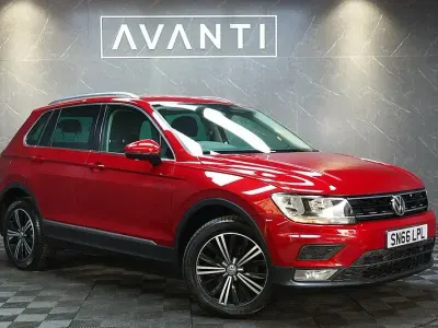Używany VW Tiguan SE 150 KM (110 kW) 2016 Czerwony SUV