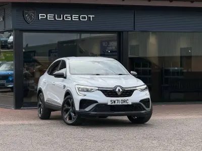 Used Renault Arkana RS Line 140 HP (102 kW) 2022 White SUV