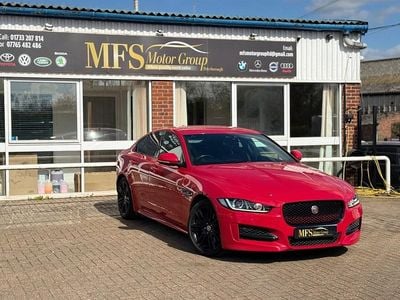 Used Jaguar XE R-Sport 250 HP (183 kW) 2018 Red Sedan