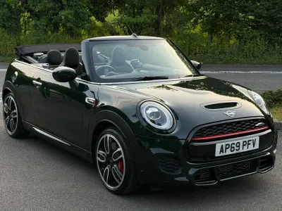 Usado Mini John Cooper Works Cabriolet 2020 Verde Descapotable