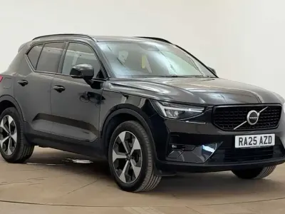 Used Volvo XC40 Plus 194 HP (142 kW) 2025 Black SUV
