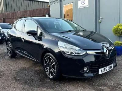 Used Renault Clio Dynamique 90 HP (66 kW) 2013 Black Hatchback