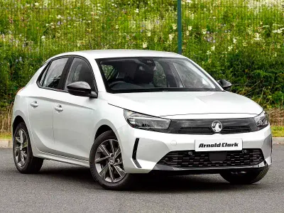 Nouă Vauxhall Corsa Design Edition 100 CP (73 kW) 2026 Argintiu Hatchback