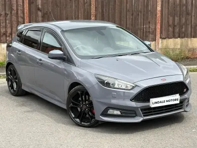 Used Ford Focus ST 185 HP (136 kW) 2016 Grey Hatchback