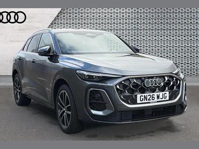Usado Audi Q5 Advanced 204 HP (150 kW) 2026 Cinzento SUV