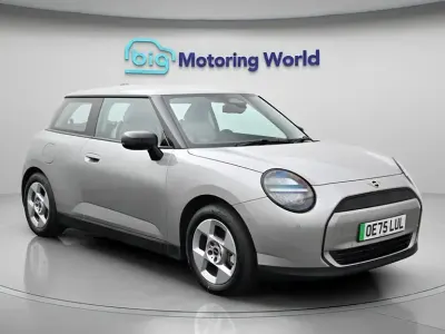 Usado Mini Cooper Classic 135 kW (184 HP) 2025 Citadino
