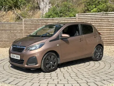Used Peugeot 108 Active 68 HP (50 kW) 2015 Bronze Hatchback