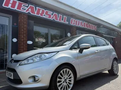 Used Ford Fiesta Titanium 95 HP (69 kW) 2011