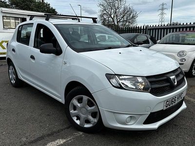 Used Dacia Sandero Ambiance 2016 White Hatchback