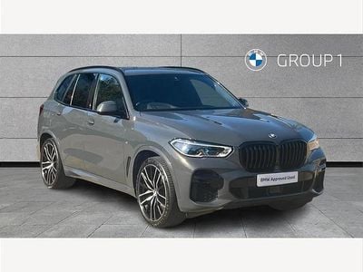 Begagnad BMW X5 M Sport 334 HK (245 kW) 2023 Grå SUV