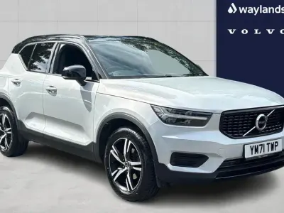 Used Volvo XC40 R-Design 163 HP (119 kW) 2022 Silver SUV