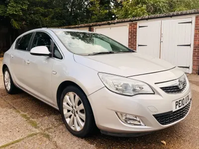 Used Vauxhall Astra Elite 113 HP (83 kW) 2010 Silver Hatchback