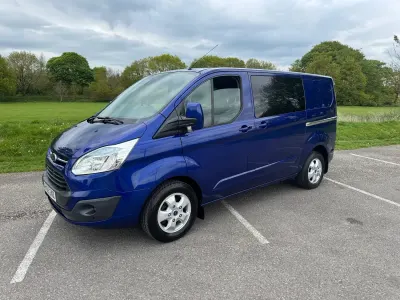 Used Ford Transit Custom Limited 155 HP (114 kW) 2015 Blue Van