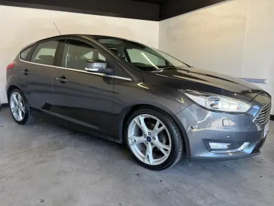 Used Ford Focus Titanium X 125 HP (91 kW) 2015 Grey Hatchback