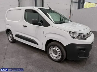 Used Citroën Berlingo 100 HP (73 kW) 2023 White MPV