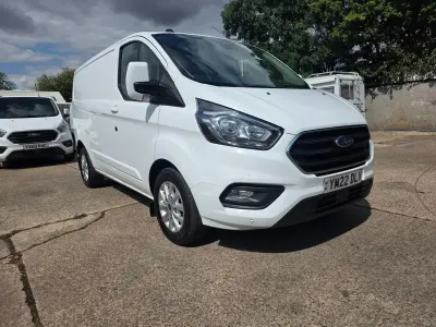 Used Ford Transit Custom Limited 130 HP (95 kW) 2022 White Van