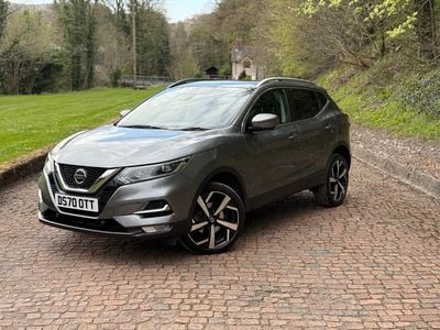 Begagnad Nissan Qashqai N-Motion 140 HK (102 kW) 2020 Grå SUV