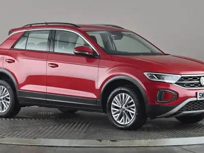 Used VW T-Roc Life 150 HP (110 kW) 2025 SUV