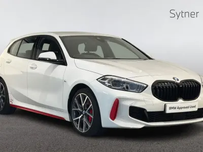 Begagnad BMW 128 Shadowline 265 HK (194 kW) 2022 Vit Halvkombi