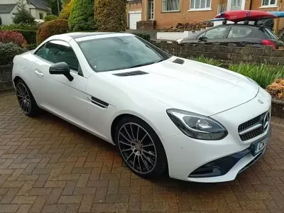 Begagnad Mercedes E250 AMG line 2016 Vit Cab