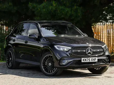 Used Mercedes GLC300e Urban 313 HP (230 kW) 2025 Black SUV