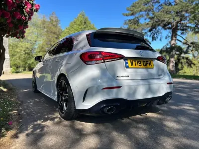 Begagnad Mercedes A35 AMG Premium 2019 Vit Halvkombi