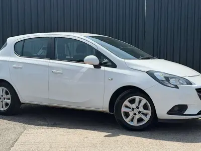 Used Vauxhall Corsa Design Edition 75 HP (55 kW) 2017 Hatchback