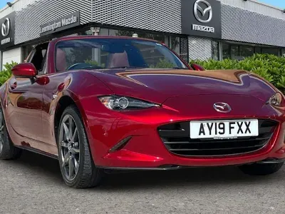 Usado Mazda MX5 Inclusive 184 CV (135 kW) 2019 Rojo Descapotable