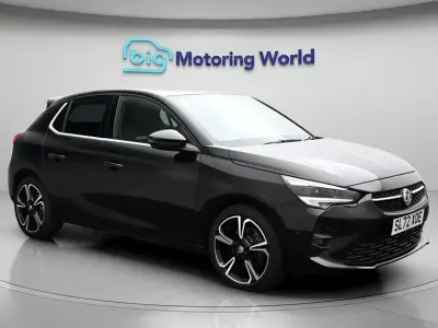 Usado Vauxhall Corsa Ultimate 130 HP (95 kW) 2022 Preto Citadino