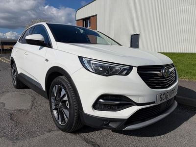 Used Vauxhall Grandland X Sport 2018 White SUV