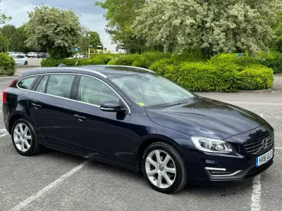 Usado Volvo V60 SE Lux 190 CV (139 kW) 2016 Azul Familiar