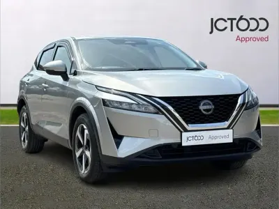 Used Nissan Qashqai N-Connecta 138 HP (101 kW) 2023 Silver SUV