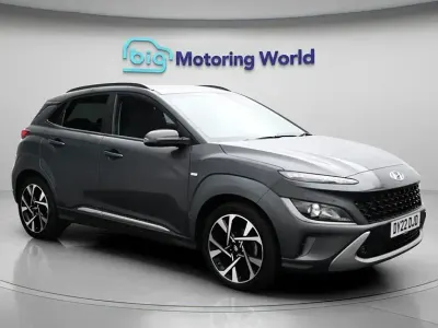Second-hand Hyundai Kona Premium 120 CP (88 kW) 2022 Gri SUV
